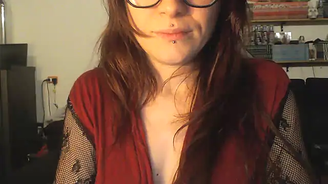 Snapshot of complicata_mente chatting on January 28, 2025, 9:29 pm complicata mente online show from January 28, 2025, 9:29 pm