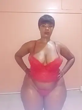 Snapshot of Luciouslips00 chatting on June 1, 2026, 1:33 pm Luciouslips00 online show from June 1, 2026, 1:33 pm