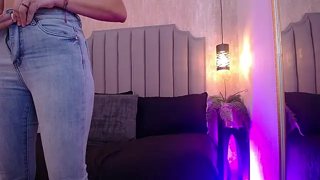 Alahia Baiter online show from February 22, 2025, 5:46 pm