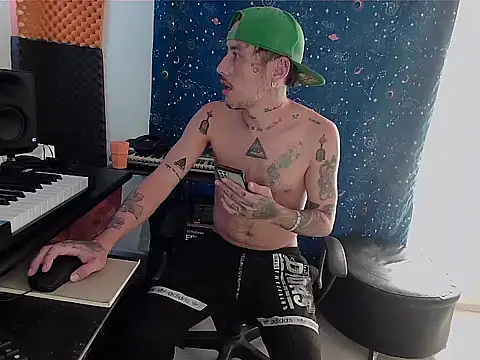 patrik tattoo  online show from January 29, 2025, 5:56 pm