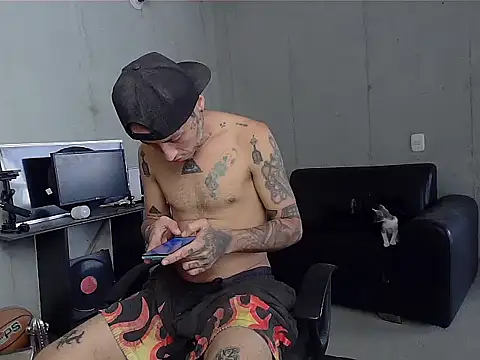 Snapshot of patrik_tattoo_ chatting on February 19, 2026, 4:15 pm patrik tattoo online show from February 19, 2026, 4:15 pm