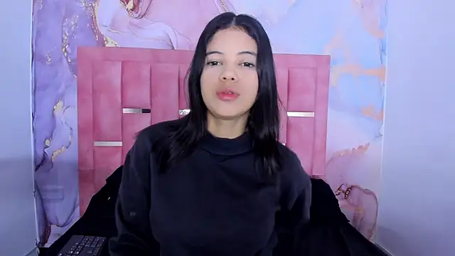 LizzMartin online show from February 7, 2025, 7:17 pm