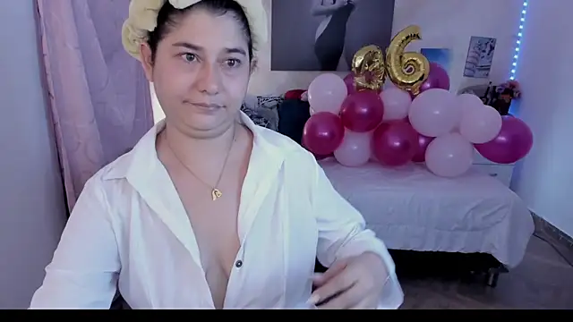 alinabozz1 online show from March 29, 2026, 1:40 am