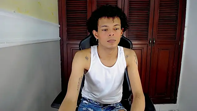 rose Skinny  online show from September 28, 2025, 10:28 pm