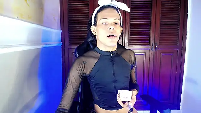 rose Skinny  online show from September 26, 2025, 8:38 pm