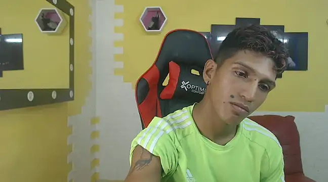 mau elixxx online show from January 5, 2025, 3:53 am