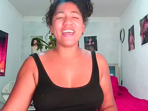 Snapshot of bellacrespalatina chatting on April 19, 2026, 2:45 am bellacrespalatina online show from April 19, 2026, 2:45 am