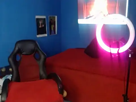 bellacrespalatina online show from November 12, 2025, 4:55 pm