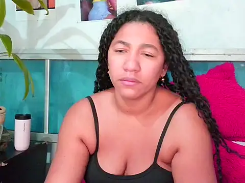 Snapshot of bellacrespalatina chatting on April 27, 2026, 4:49 pm bellacrespalatina online show from April 27, 2026, 4:49 pm