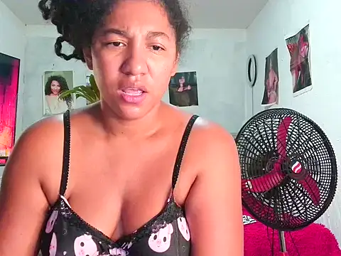 Snapshot of bellacrespalatina chatting on May 9, 2026, 6:22 pm bellacrespalatina online show from May 9, 2026, 6:22 pm