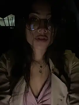 Jade Zephyra online show from December 15, 2024, 4:07 am