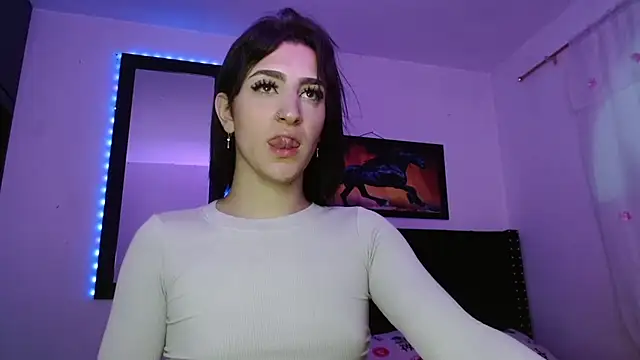 Triana Damelio online show from October 3, 2025, 12:17 pm