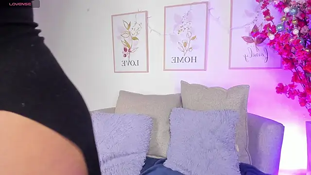 zulema parvin online show from December 17, 2025, 12:21 pm