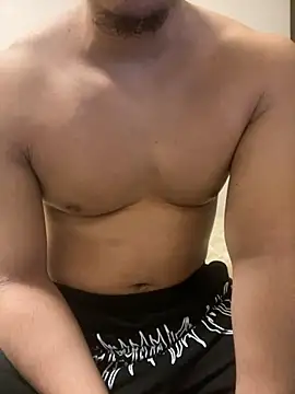 YU-KI00 online show from December 14, 2025, 6:08 am