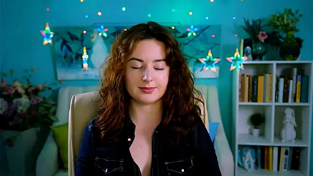 AnnTerry  online show from November 26, 2025, 9:09 am