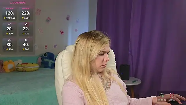 Kate Legend online show from April 10, 2026, 3:13 am