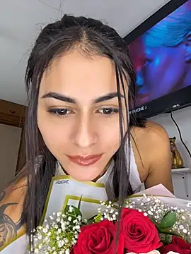 Snapshot of emilie_xx_ chatting on May 20, 2026, 3:20 pm emilie xx online show from May 20, 2026, 3:20 pm