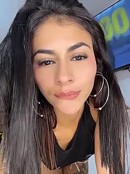 Snapshot of emilie_xx_ chatting on May 10, 2026, 3:54 am emilie xx online show from May 10, 2026, 3:54 am