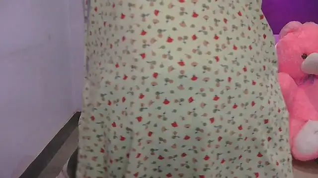 cutie-taara online show from May 23, 2026, 4:00 am