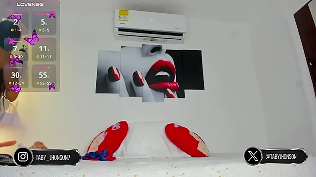 Snapshot of TabyJhonson chatting on October 28, 2025, 12:59 pm TabyJhonson online show from October 28, 2025, 12:59 pm