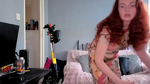 Snapshot of ENGLISHEMILY_69 chatting on October 9, 2025, 11:33 am ENGLISHEMILY 69 online show from October 9, 2025, 11:33 am