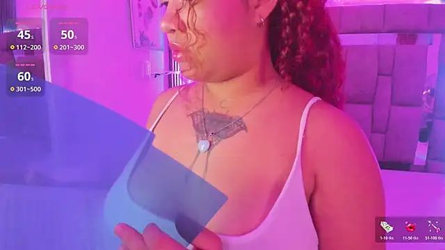 zulyjones online show from April 15, 2026, 1:04 pm