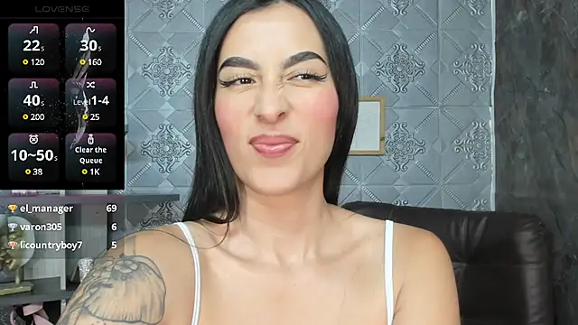 alice smith6 online show from February 14, 2025, 7:44 pm