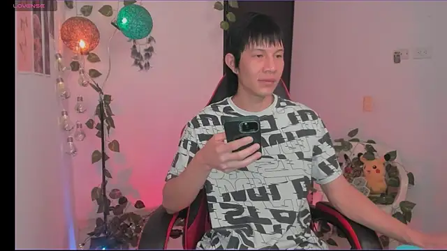 Snapshot of odelei chatting on May 16, 2026, 1:04 am odelei online show from May 16, 2026, 1:04 am
