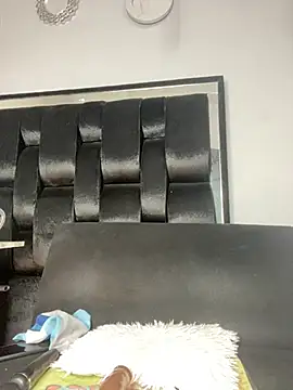 chiquimaturesexy online show from March 17, 2025, 2:01 pm