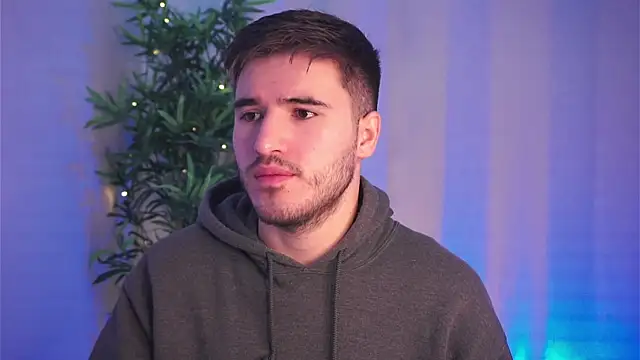 Tony Wylie online show from November 25, 2025, 10:26 am