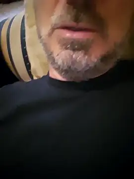 Snapshot of 1talianBeutifulCock chatting on March 1, 2026, 11:10 am 1talianBeutifulCock online show from March 1, 2026, 11:10 am