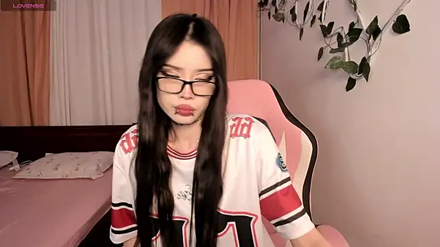 Snapshot of Velvetsky_1 chatting on October 30, 2025, 1:53 pm Velvetsky 1 online show from October 30, 2025, 1:53 pm