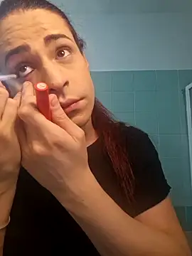 Snapshot of perla97 chatting on February 8, 2025, 1:01 pm perla97 online show from February 8, 2025, 1:01 pm