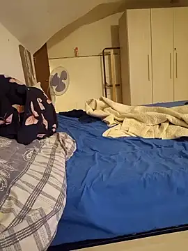 Snapshot of perla97 chatting on December 8, 2024, 8:58 pm perla97 online show from December 8, 2024, 8:58 pm