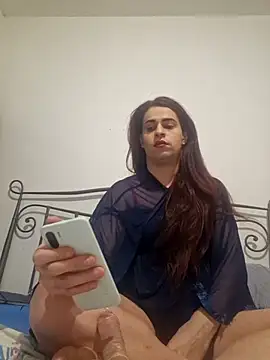 Snapshot of perla97 chatting on December 26, 2024, 9:04 pm perla97 online show from December 26, 2024, 9:04 pm