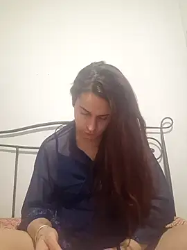 Snapshot of perla97 chatting on December 18, 2024, 9:40 pm perla97 online show from December 18, 2024, 9:40 pm