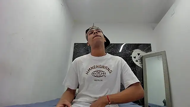 ada-brooke online show from November 23, 2025, 12:04 pm