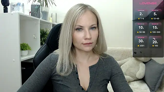 Sunny bunny6 online show from October 30, 2025, 4:33 am