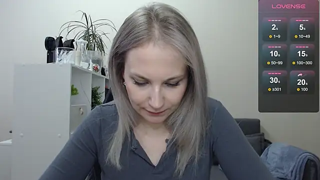Snapshot of Sunny_bunny6 chatting on January 9, 2025, 9:06 am Sunny bunny6 online show from January 9, 2025, 9:06 am