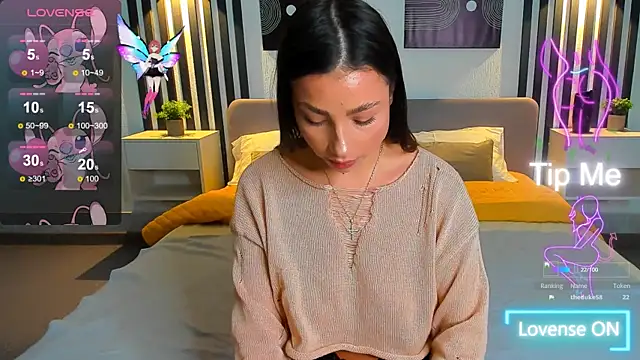 Tanita Lambic online show from October 2, 2025, 1:42 am