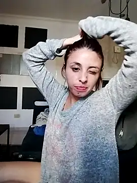 maipilu online show from March 9, 2025, 5:06 pm