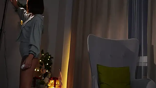  Moriko  online show from December 2, 2024, 2:25 pm