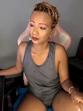 Snapshot of Amaliu_ chatting on September 23, 2025, 2:57 pm Amaliu online show from September 23, 2025, 2:57 pm