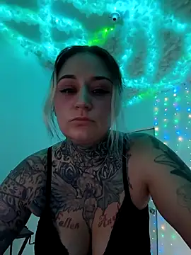 Lisacasandra online show from February 13, 2025, 1:19 am