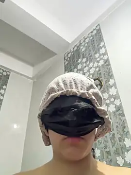 Snapshot of STEP_SISTER1 chatting on January 25, 2025, 5:30 pm STEP SISTER1 online show from January 25, 2025, 5:30 pm