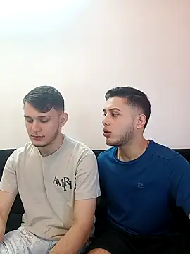 Snapshot of TommyandBillie chatting on September 29, 2025, 12:22 pm TommyandBillie online show from September 29, 2025, 12:22 pm