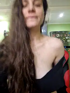 Snapshot of Ariana__ chatting on October 27, 2025, 5:52 am Ariana online show from October 27, 2025, 5:52 am