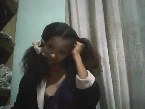 Snapshot of Antsoalie chatting on September 18, 2025, 6:27 am Antsoalie online show from September 18, 2025, 6:27 am