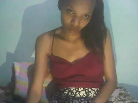 Snapshot of Antsoalie chatting on November 3, 2025, 10:08 am Antsoalie online show from November 3, 2025, 10:08 am