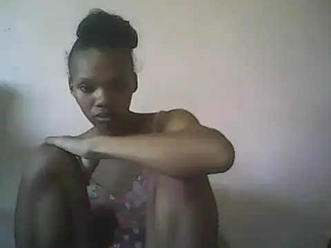 Snapshot of Antsoalie chatting on January 8, 2025, 6:20 am Antsoalie online show from January 8, 2025, 6:20 am